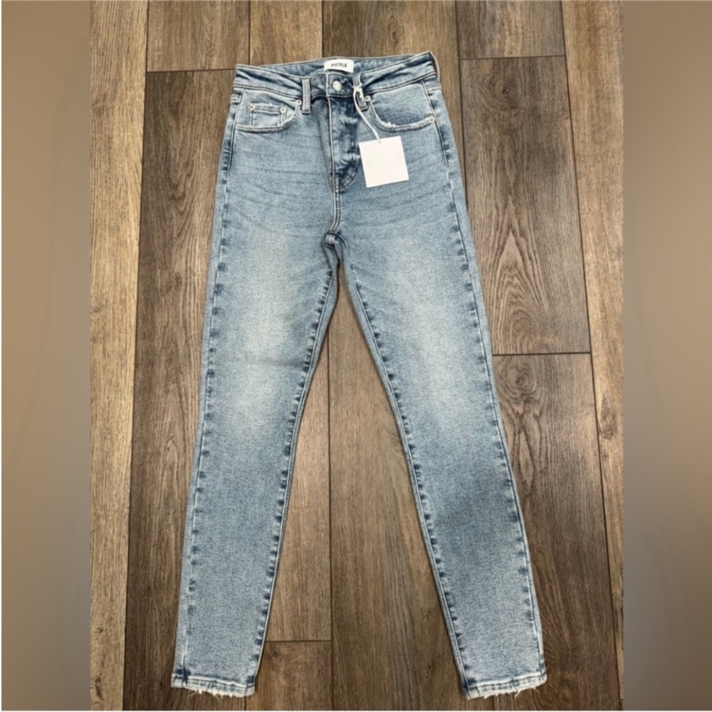 NWT Pistola Women’s Aline “ Pursue” Light Blue High Rise Skinny Jeans size 26